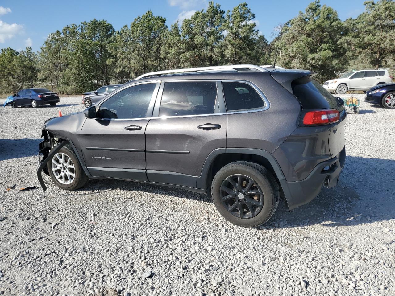 2018 Jeep Grand Cherokee - Image 2