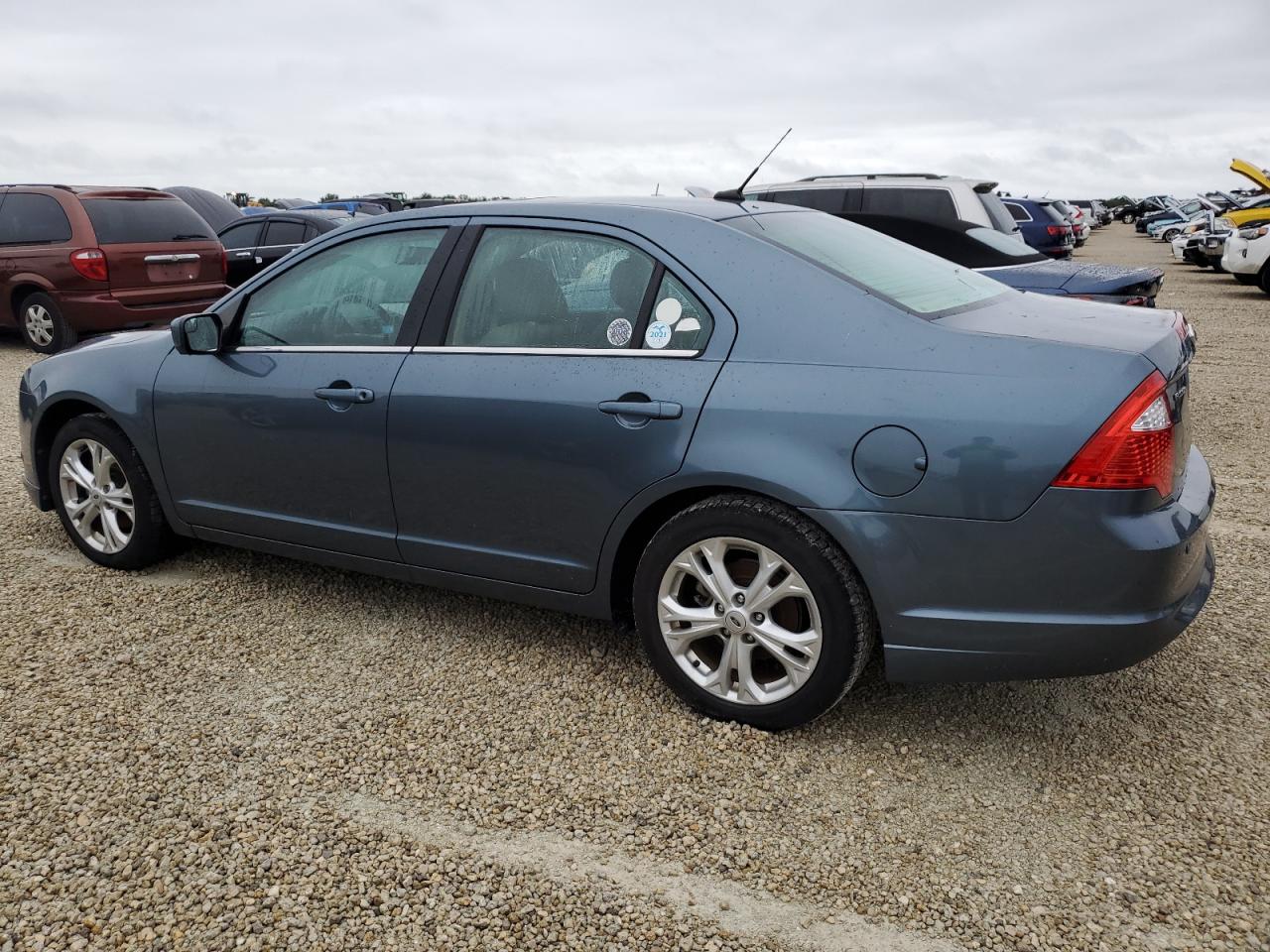 2012 Ford Fusion - Image 2