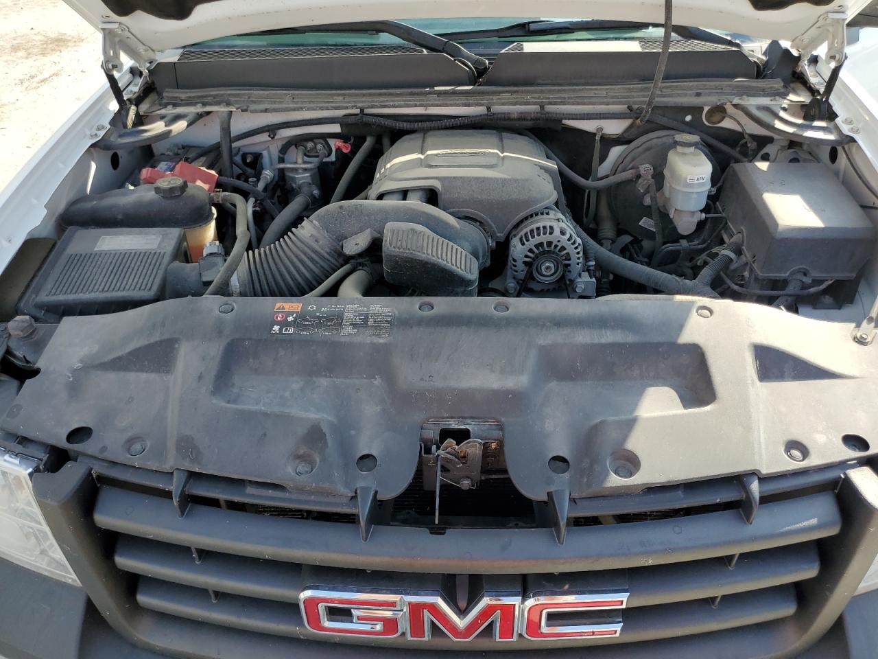 2013 GMC Sierra - Image 11