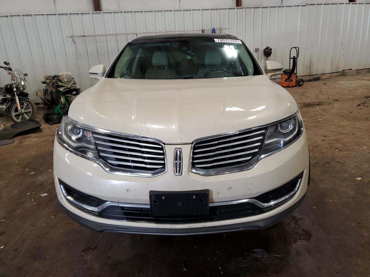 2016 Lincoln MKX - Image 5