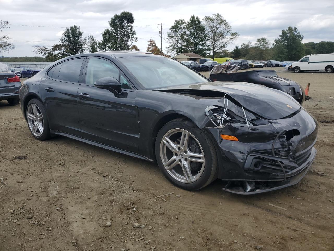 2018 Porsche Panamera - Image 4
