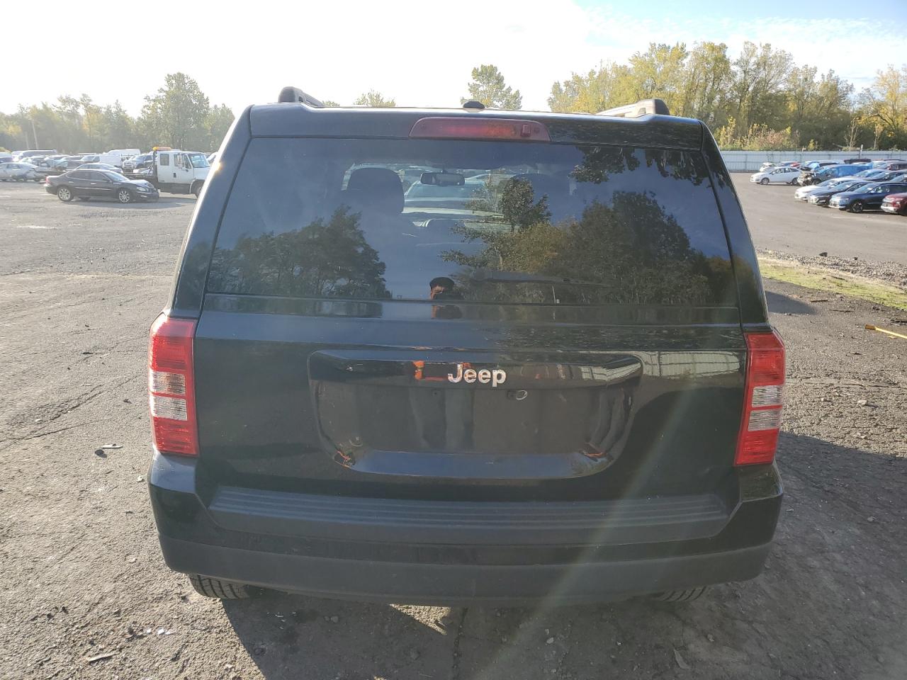 2016 Jeep Liberty (Patriot) - Image 6