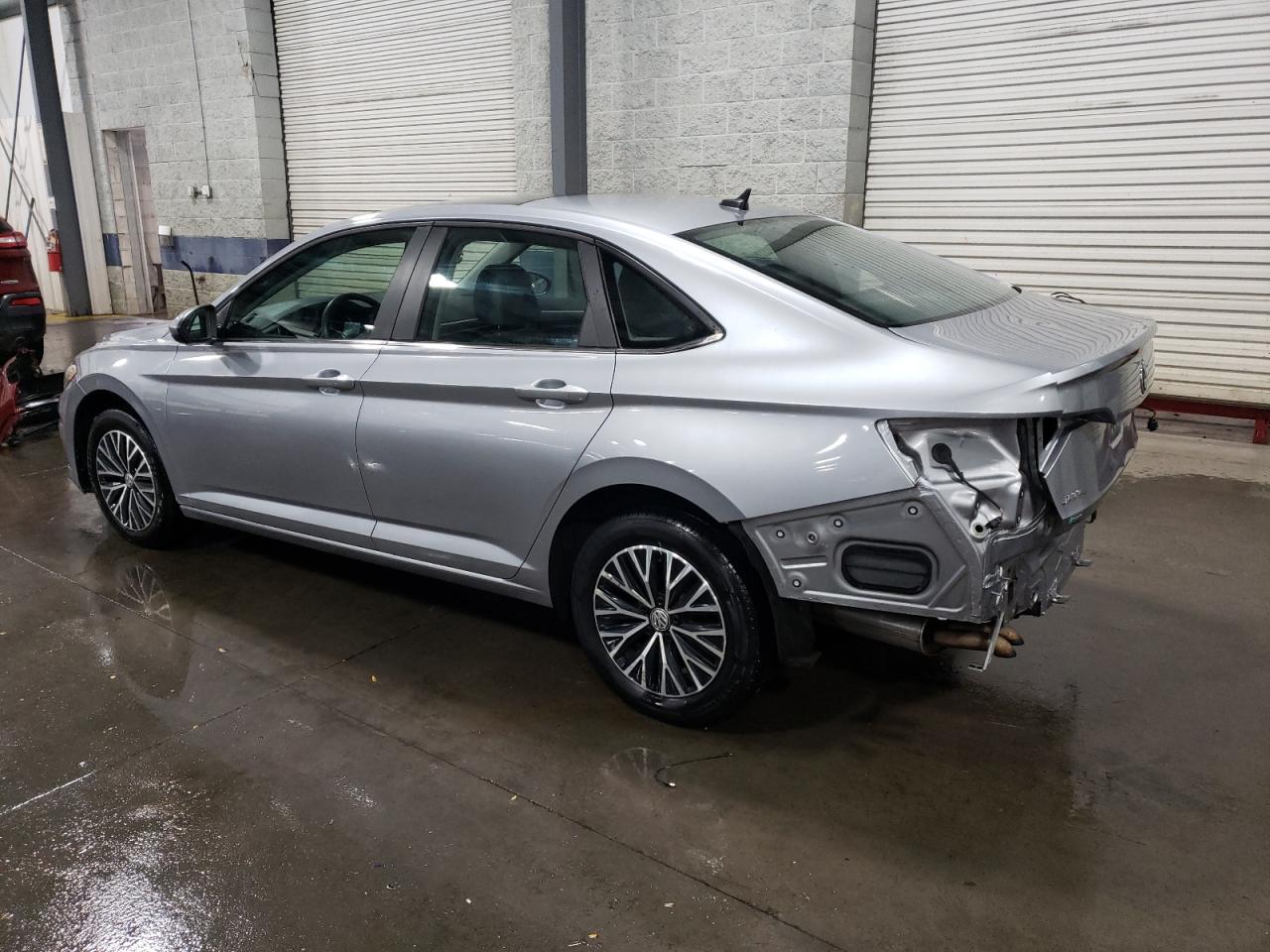 2020 Volkswagen Jetta - Image 2