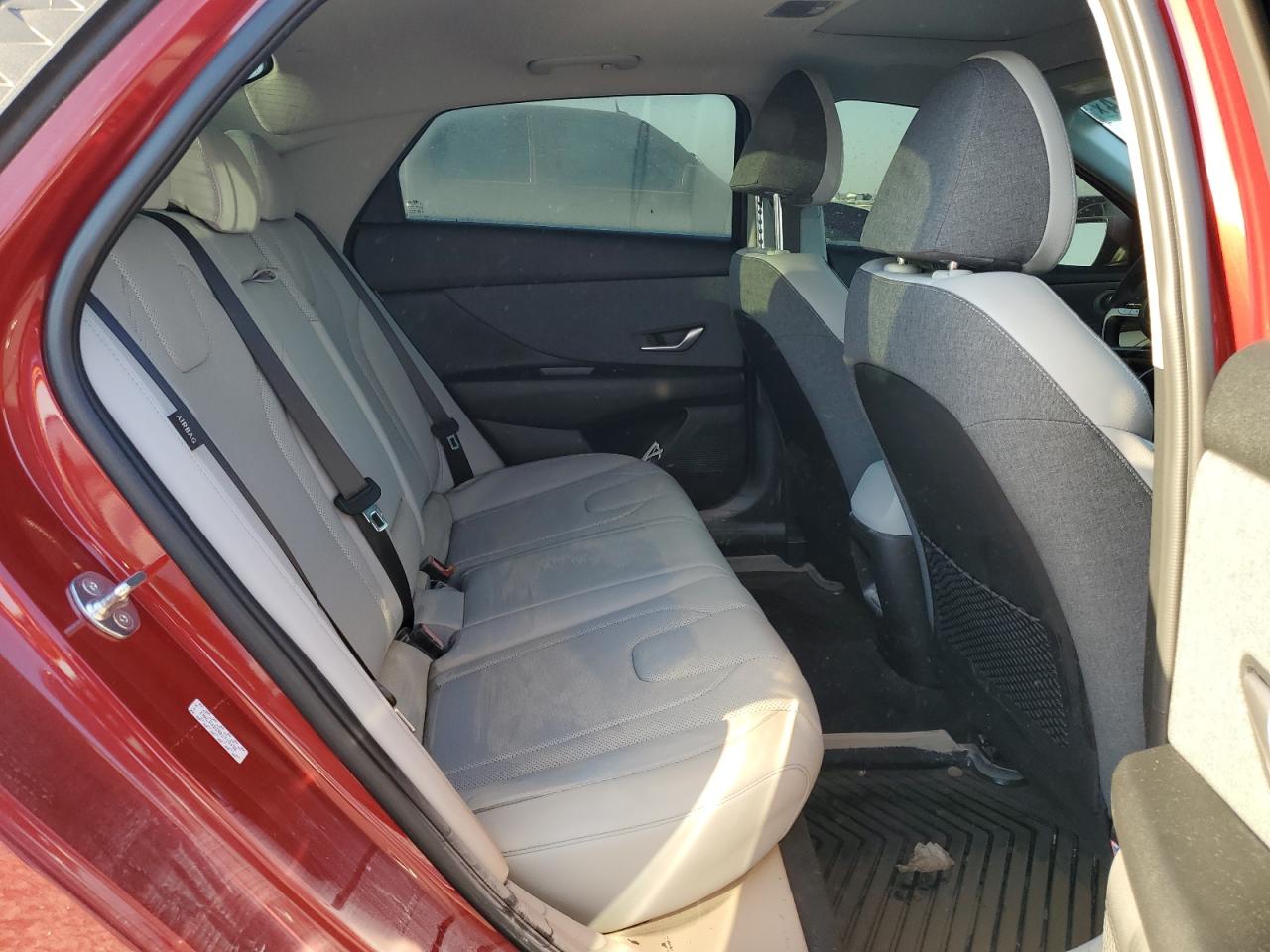 2024 Hyundai Elantra - Image 10