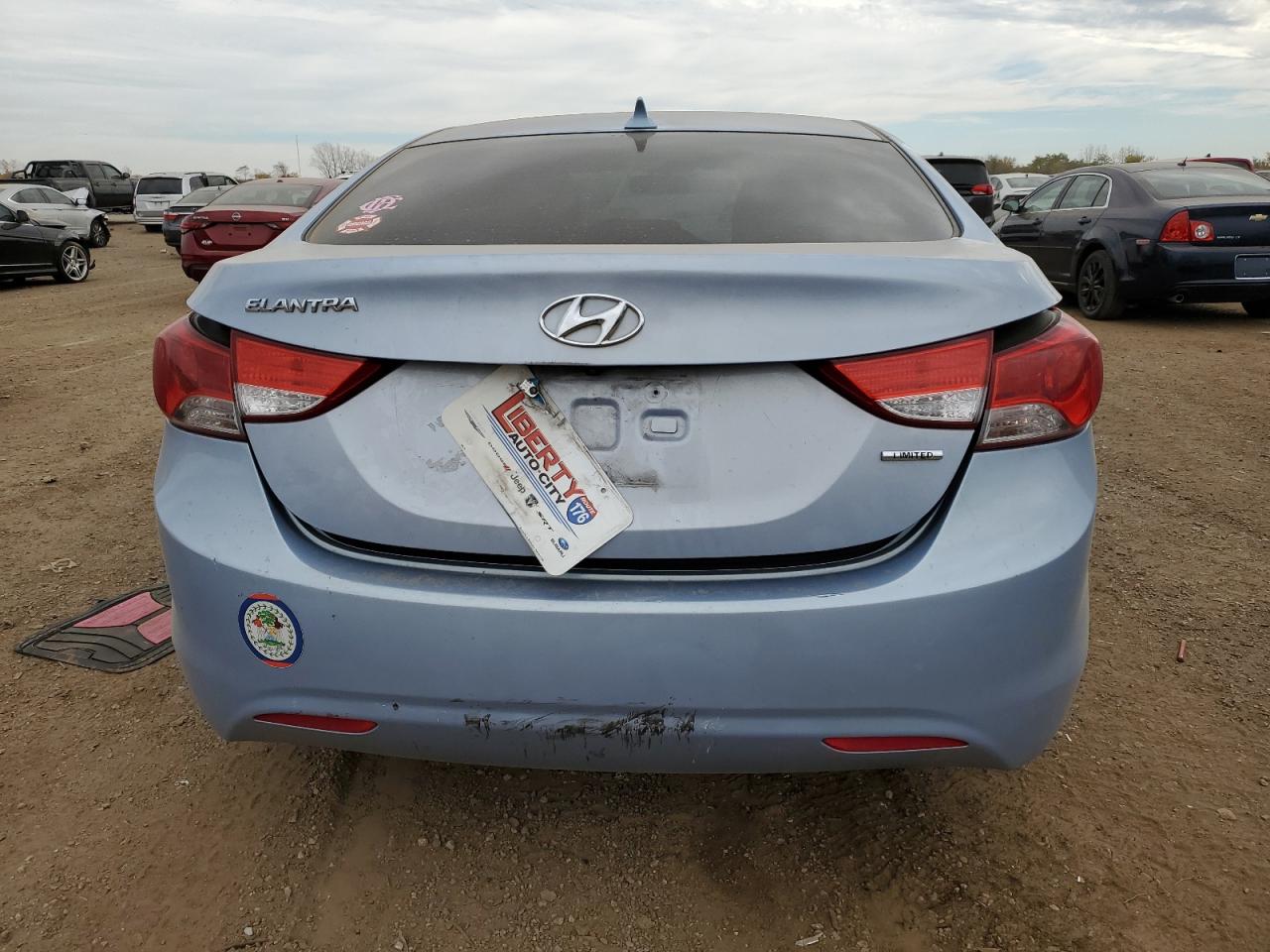 2011 Hyundai Elantra - Image 6