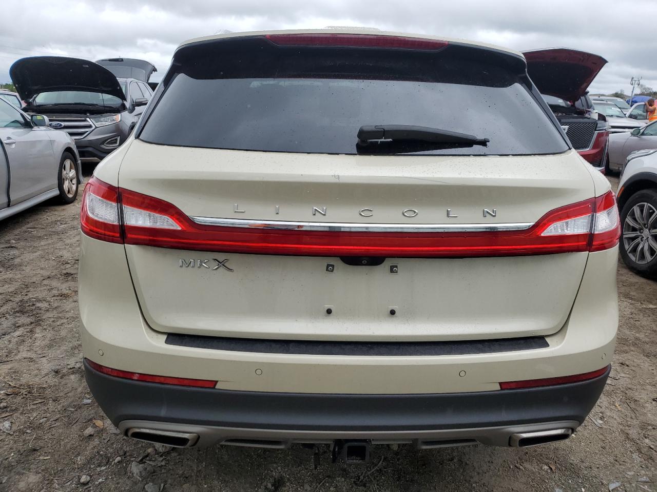 2LMTJ6LR1GBL62743 2016 Lincoln Mkx Reserve