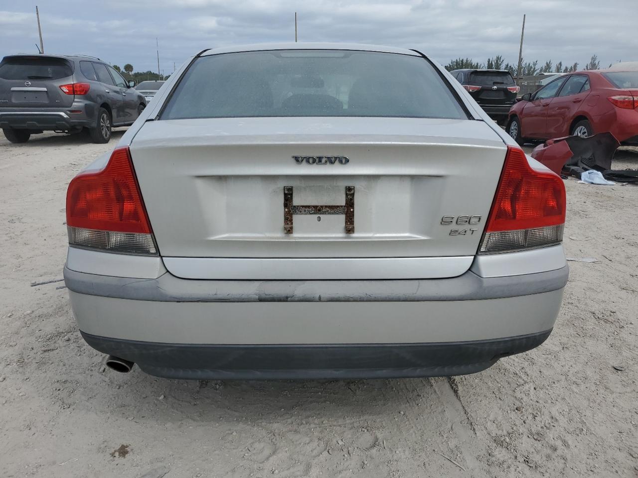 2002 Volvo S60 2.4T VIN: YV1RS58D422170269 Lot: 75995344