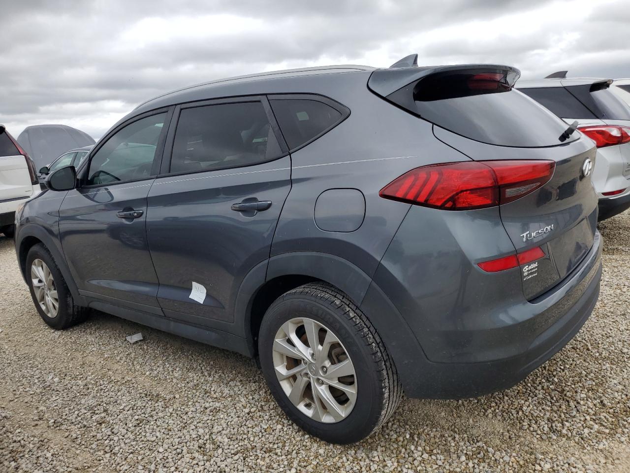 KM8J33A44KU056108 2019 HYUNDAI TUCSON - Image 2