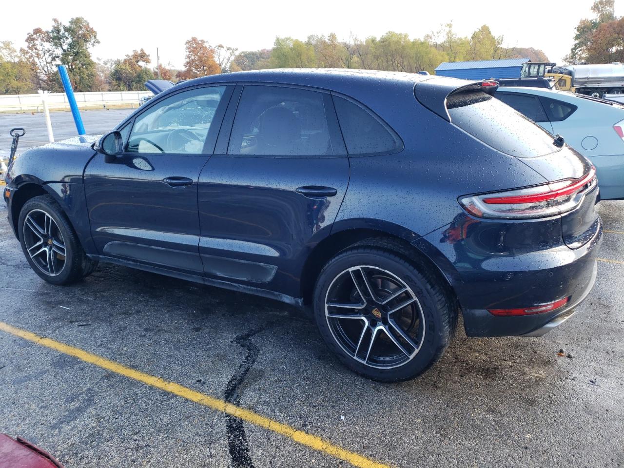 VIN WP1AA2A57MLB10473 2021 PORSCHE MACAN no.2