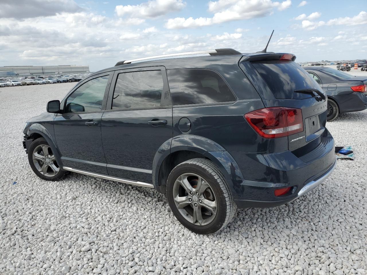 2017 Dodge Journey - Image 2