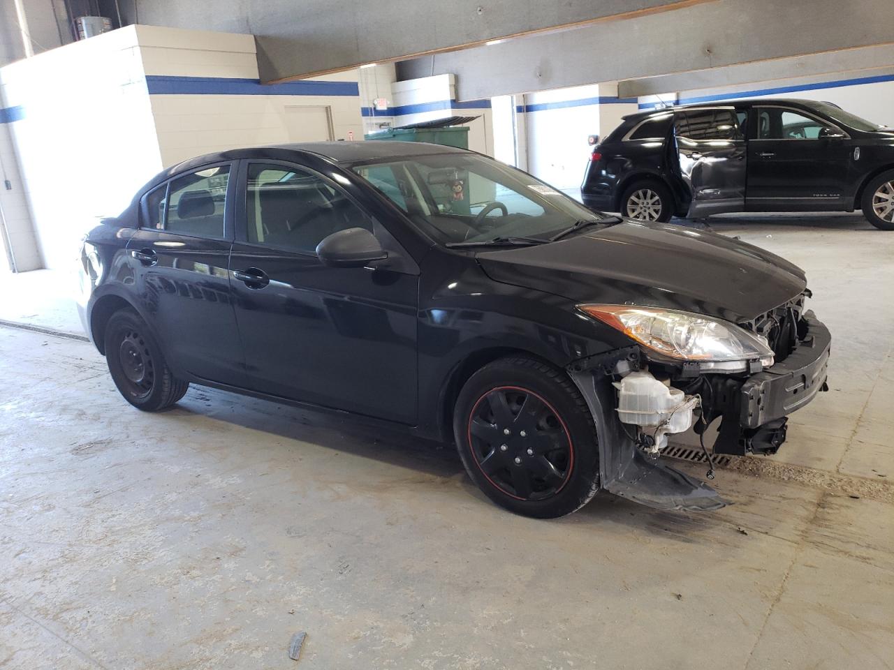 2011 Mazda 3 I VIN: JM1BL1UF3B1498129 Lot: 75901454