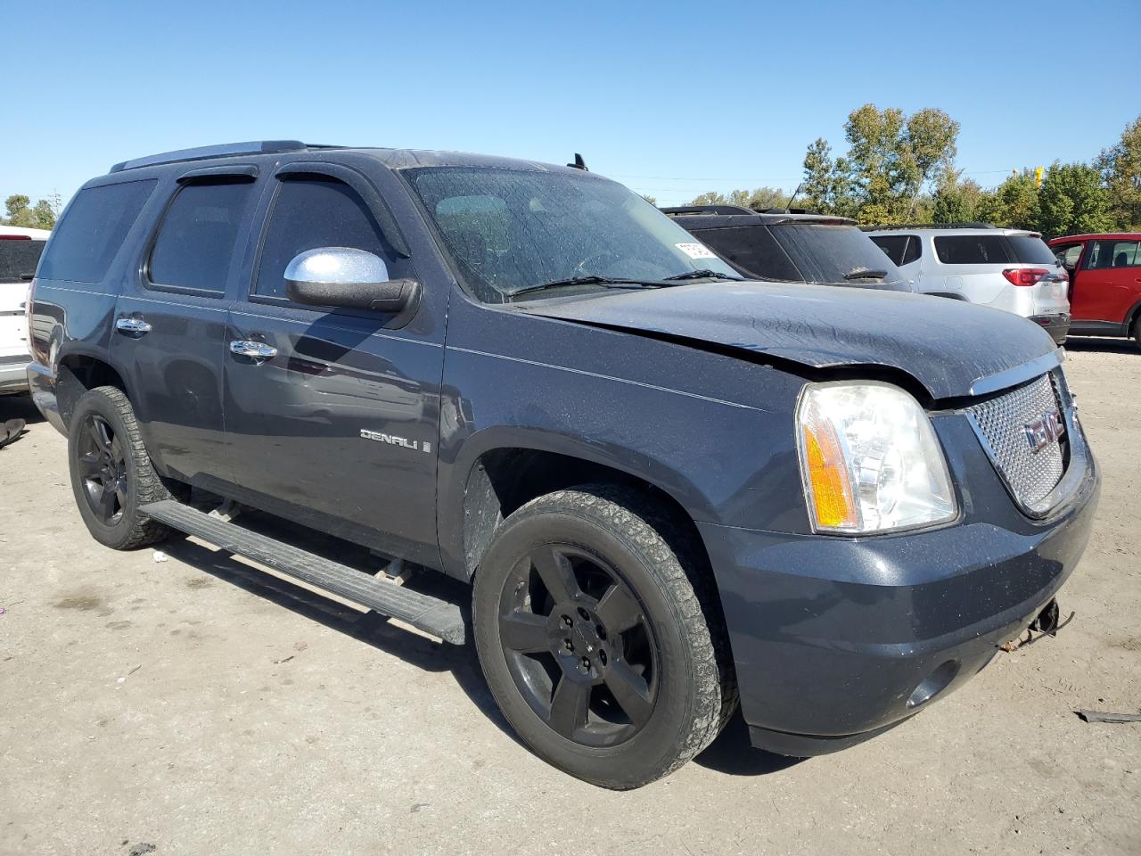 2008 GMC Yukon - Image 4