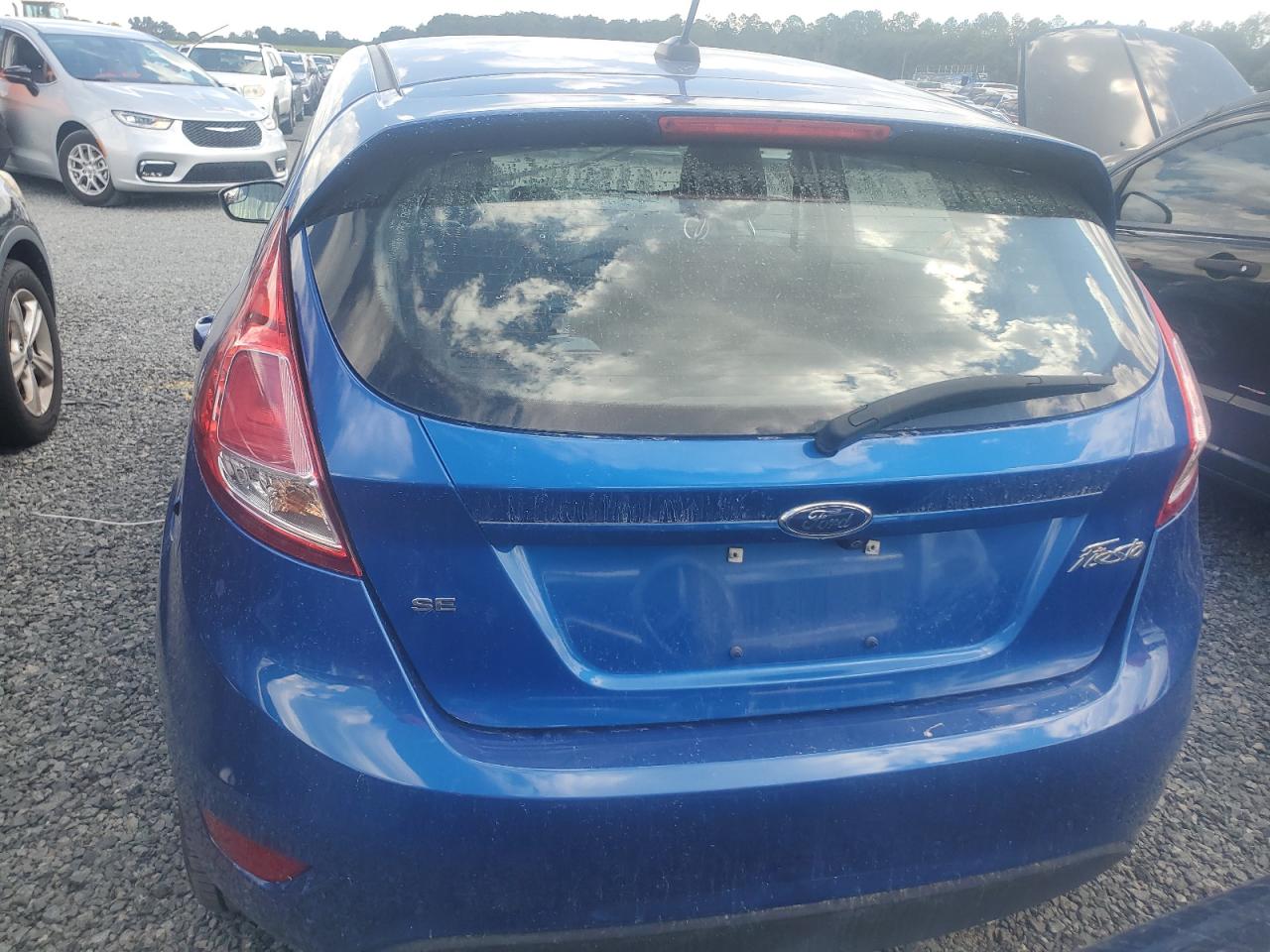 3FADP4EJ2KM158996 2019 Ford Fiesta Se