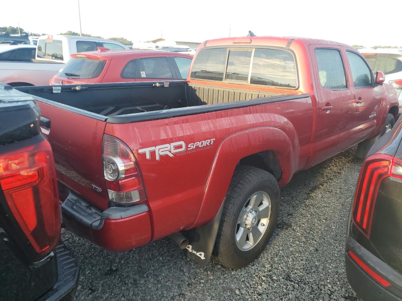 2015 Toyota Tacoma - Image 3