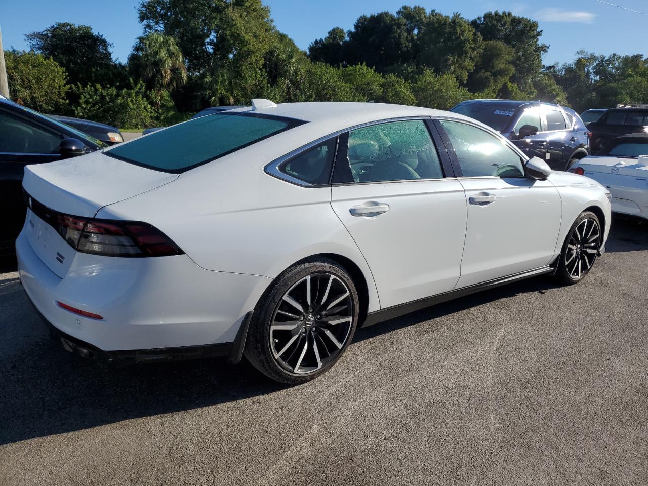2023 Honda Accord - Image 3