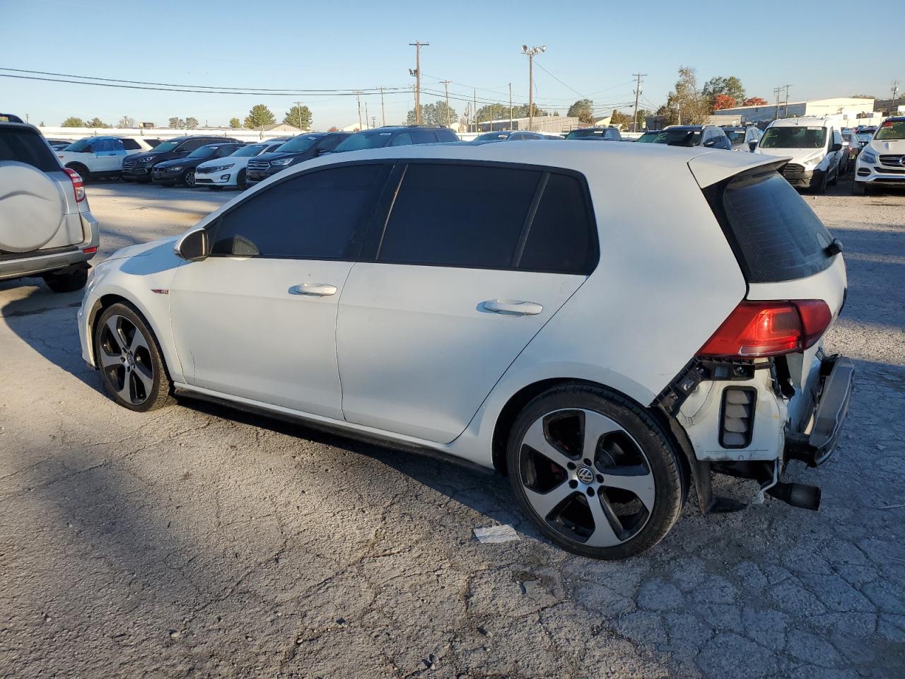 2015 Volkswagen GTI - Image 2