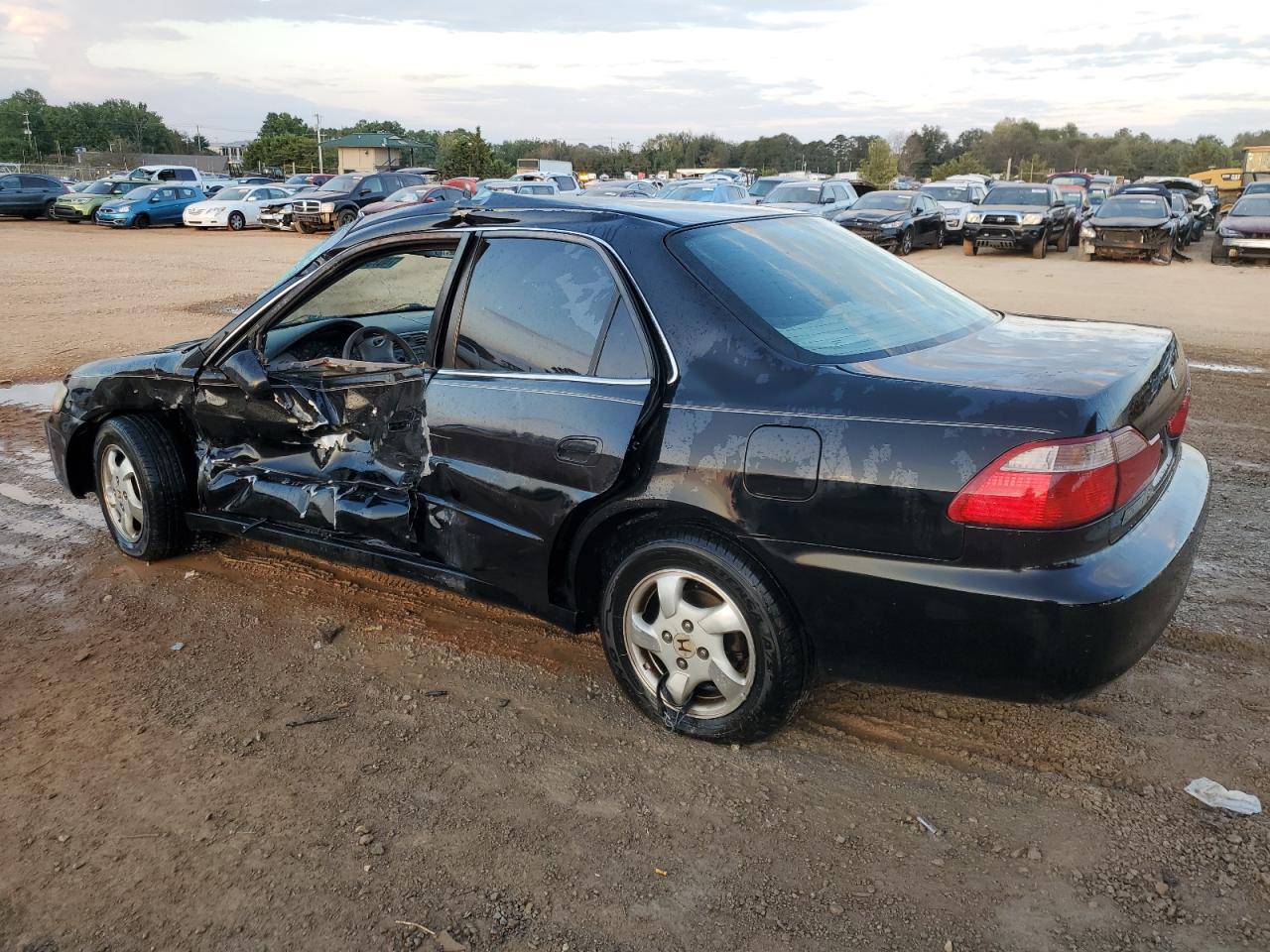 1998 Honda Accord - Image 2