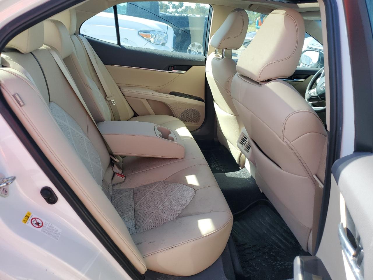 2018 Toyota Camry - Image 10