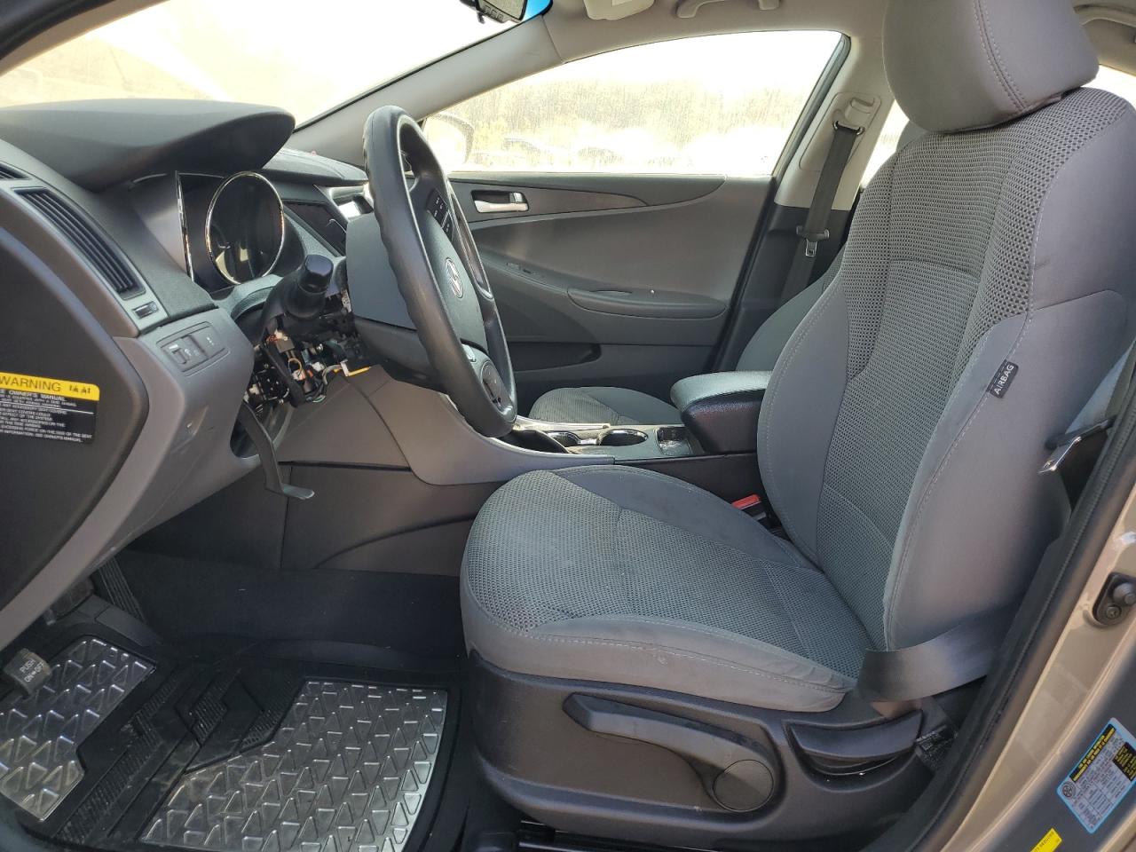2013 Hyundai Sonata - Image 7