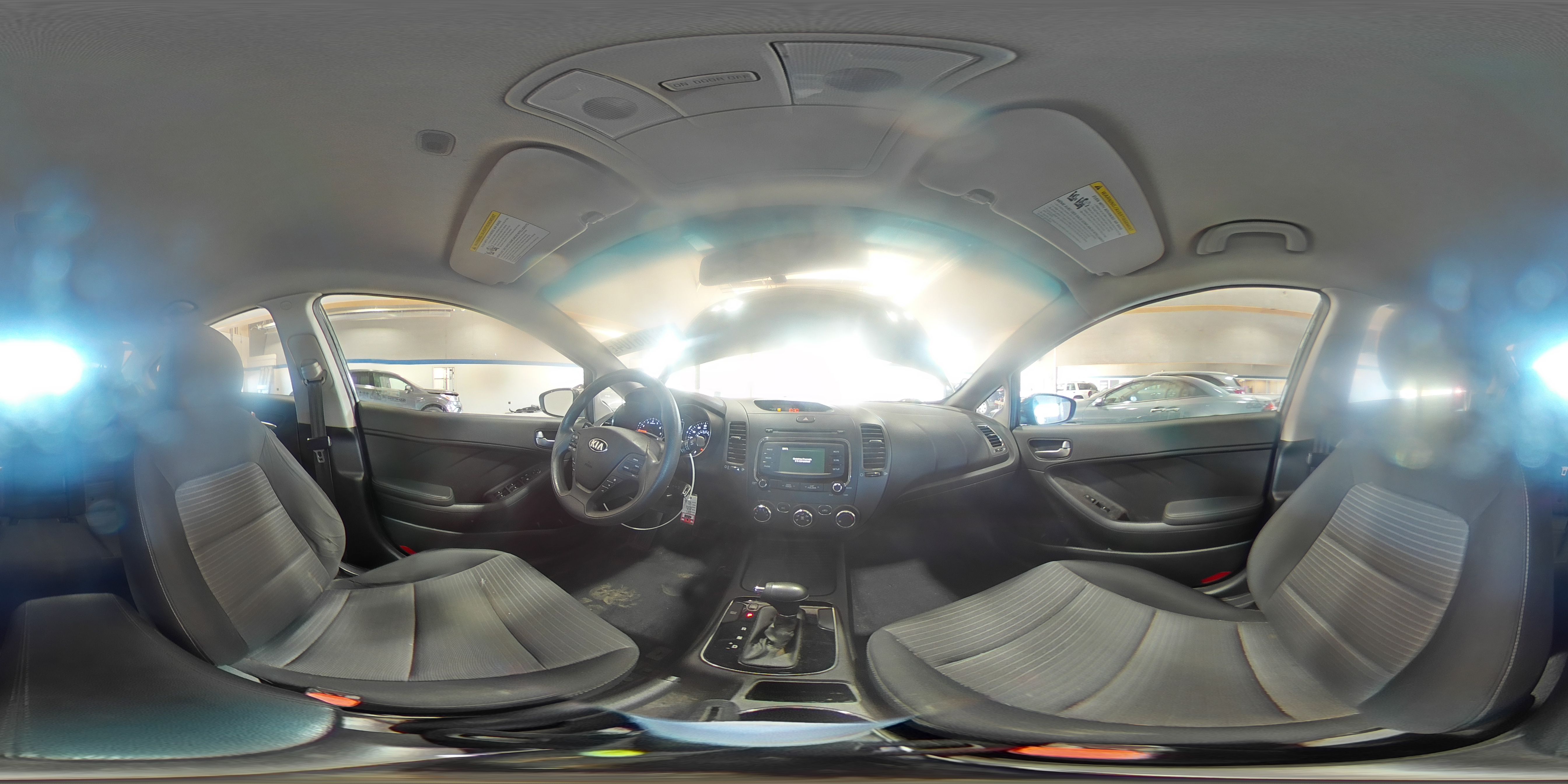 2017 Kia Forte - Image 13