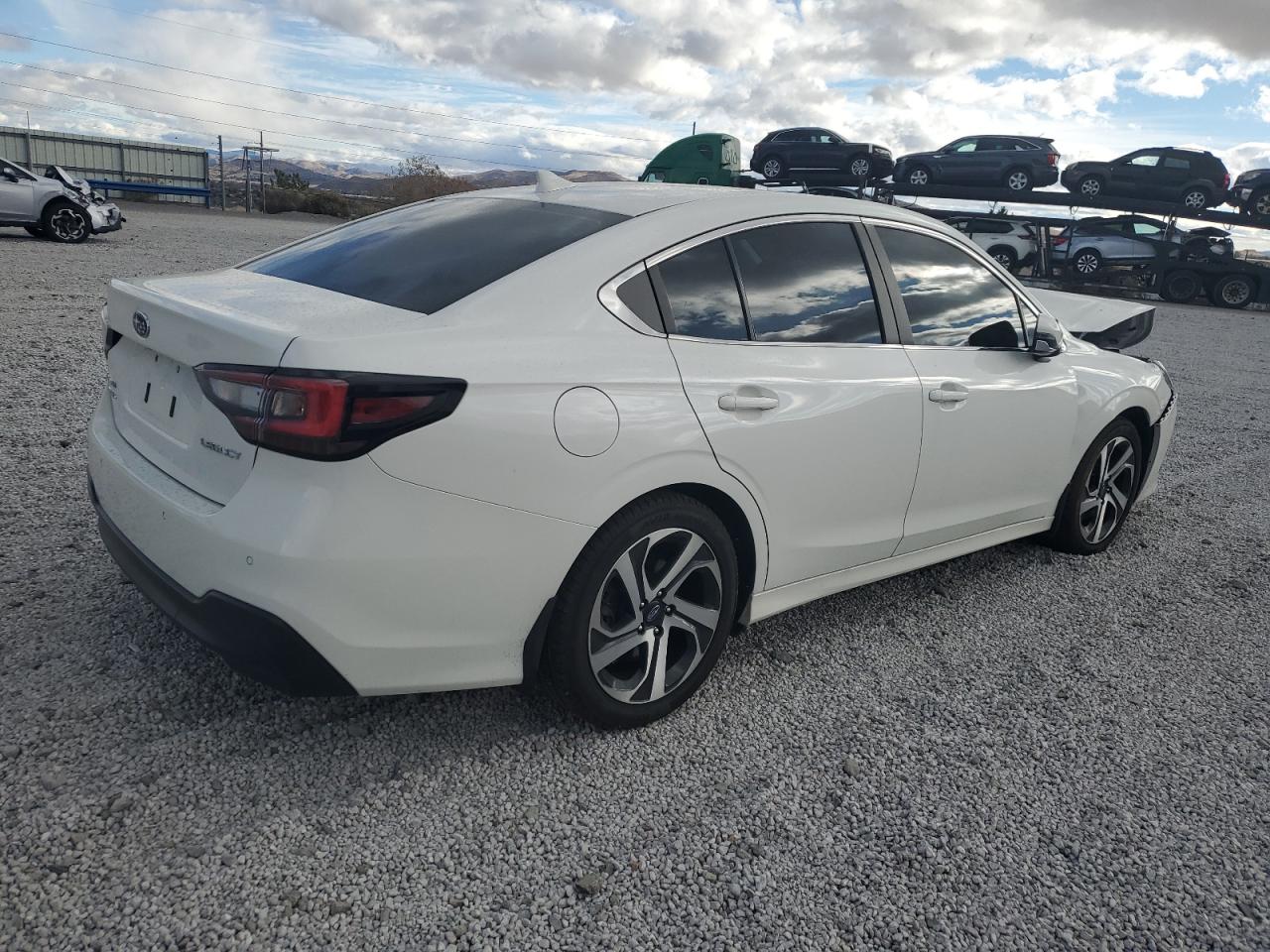 2022 Subaru Legacy - Image 3