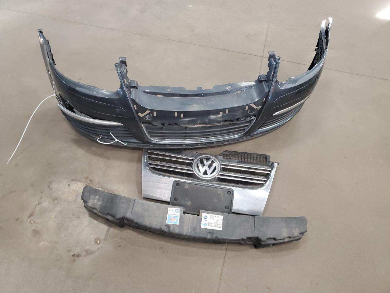 2009 Volkswagen Jetta - Image 12