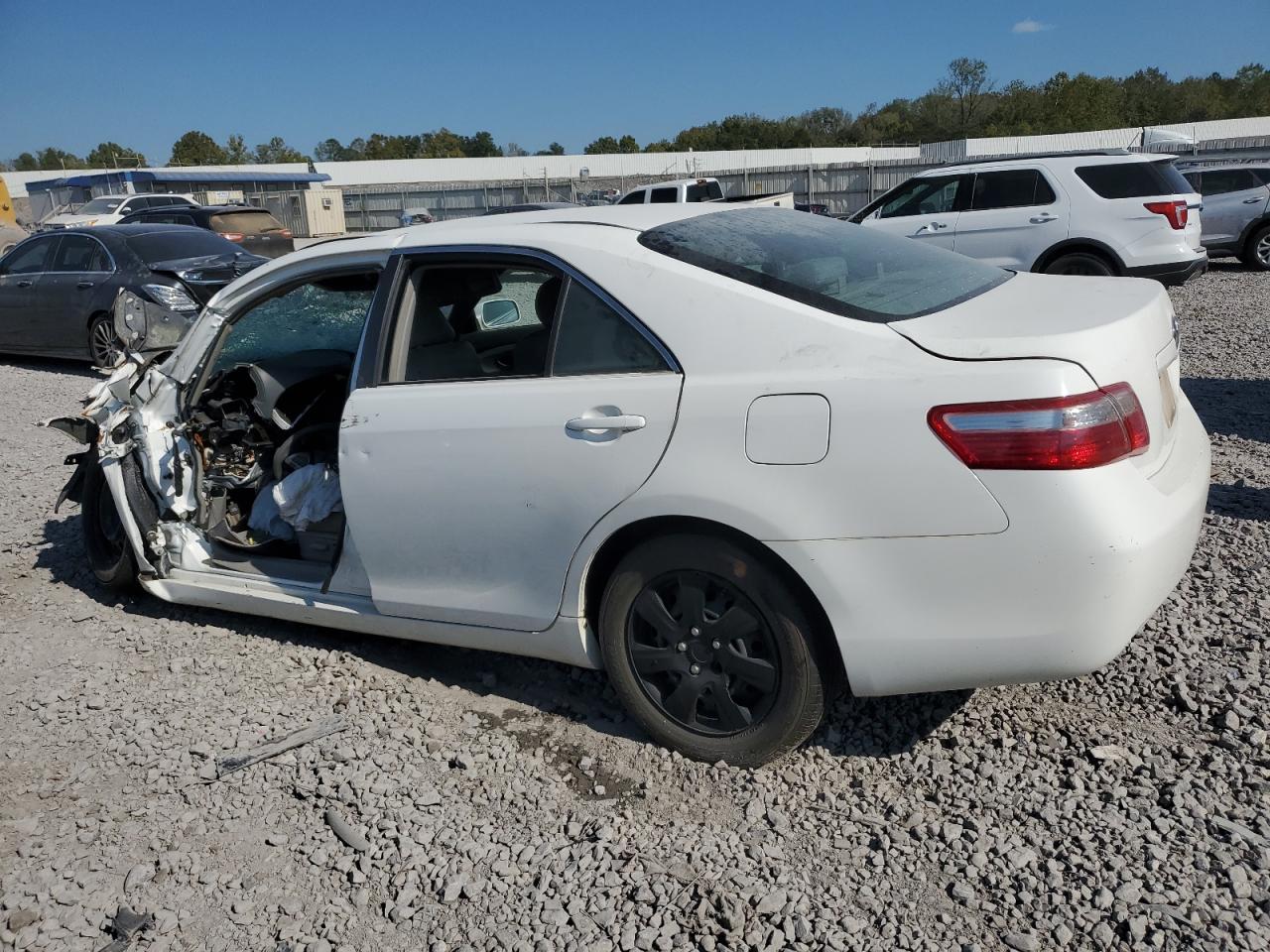 2009 Toyota Camry - Image 2