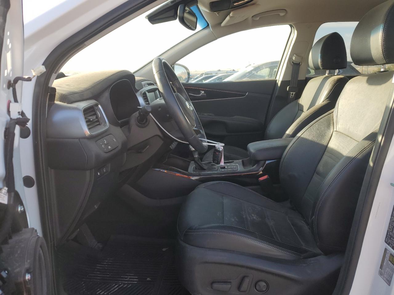 5XYPHDA51KG501825 2019 Kia Sorento Ex