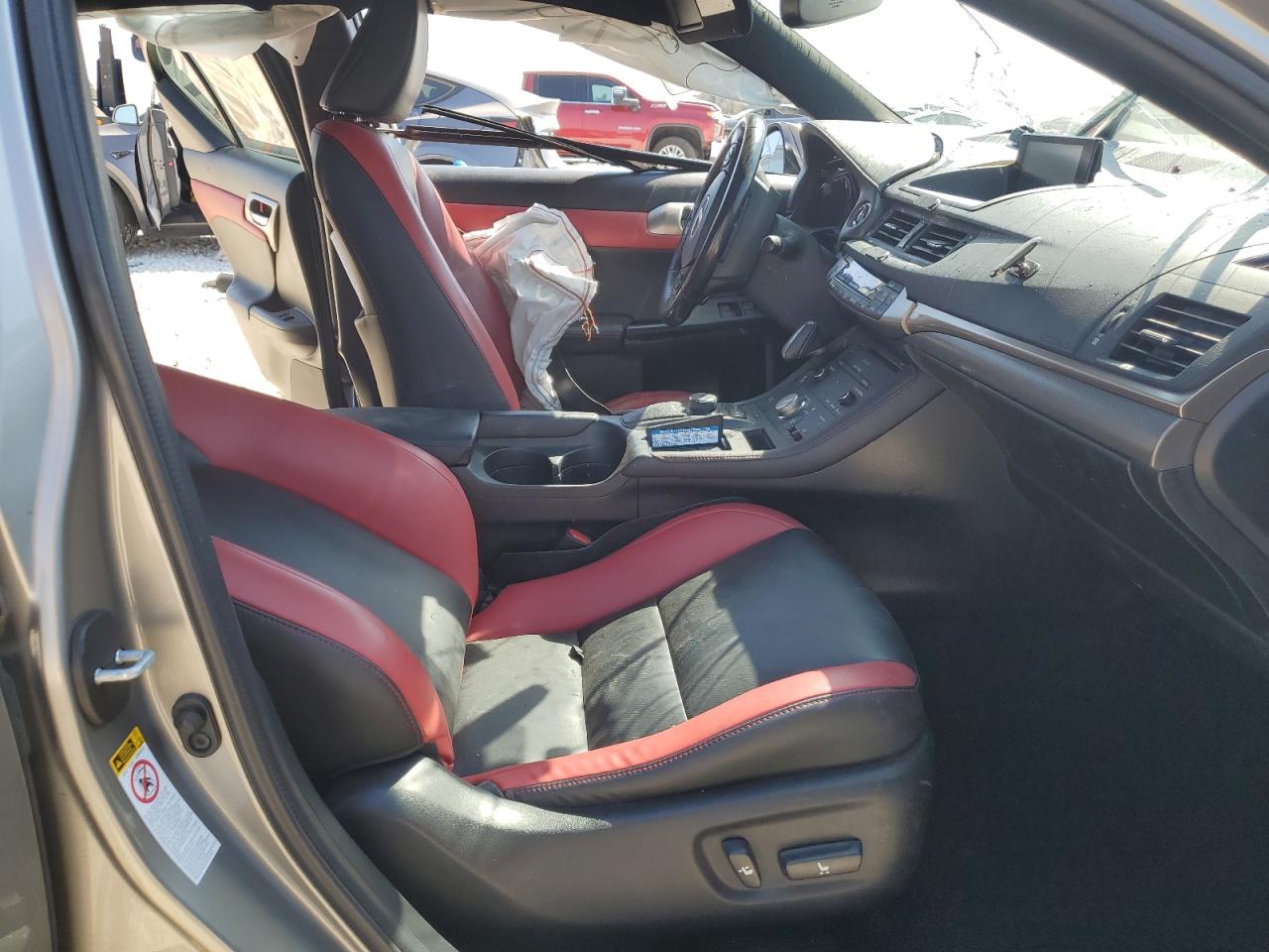 2016 Lexus CT - Image 7