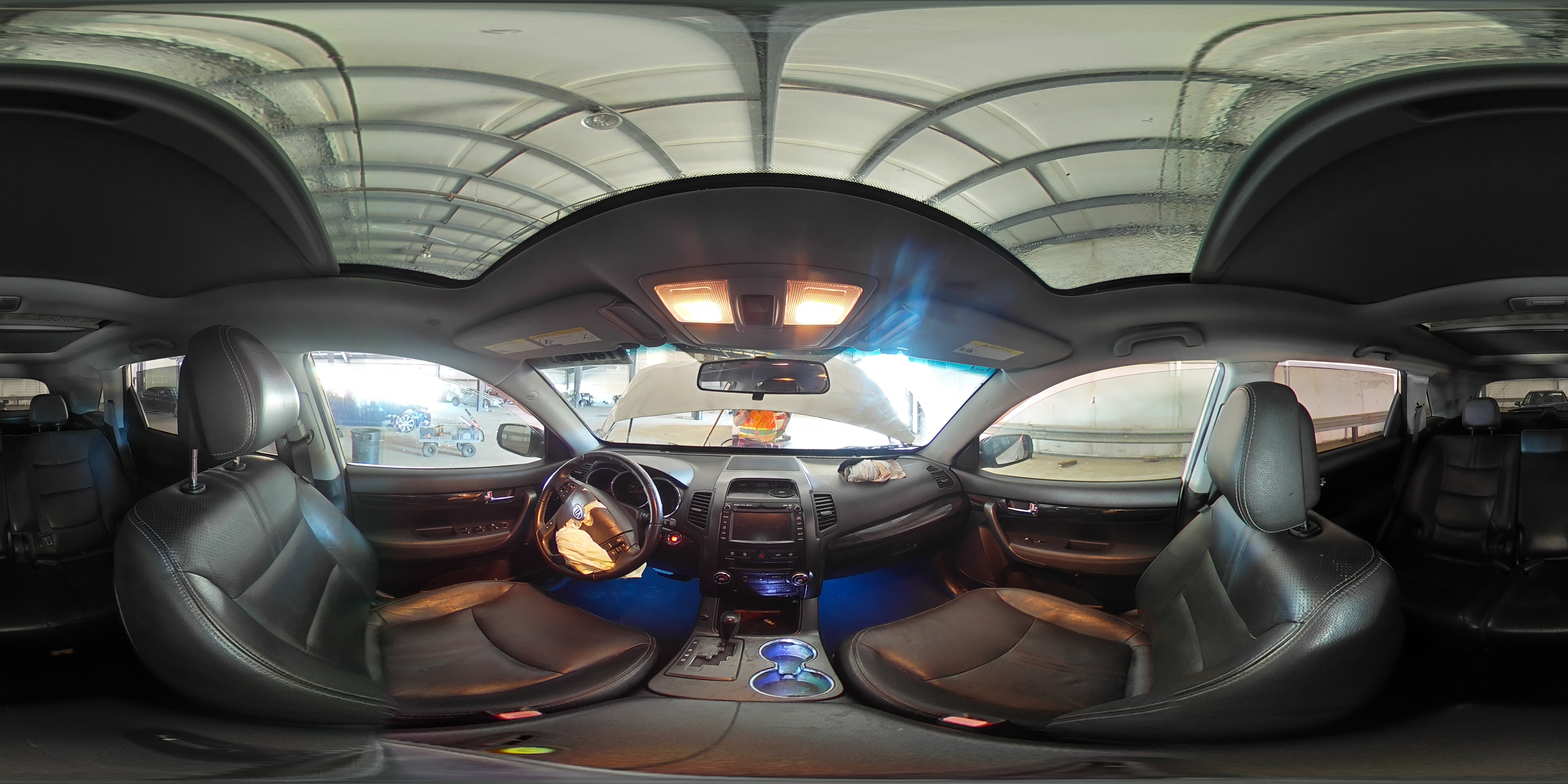 2011 Kia Sorento - Image 13