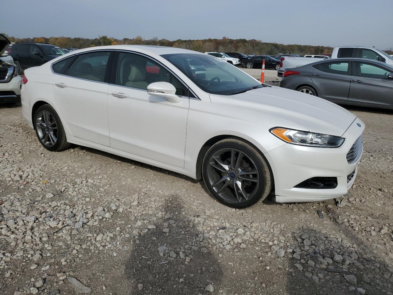 2016 Ford Fusion - Image 4