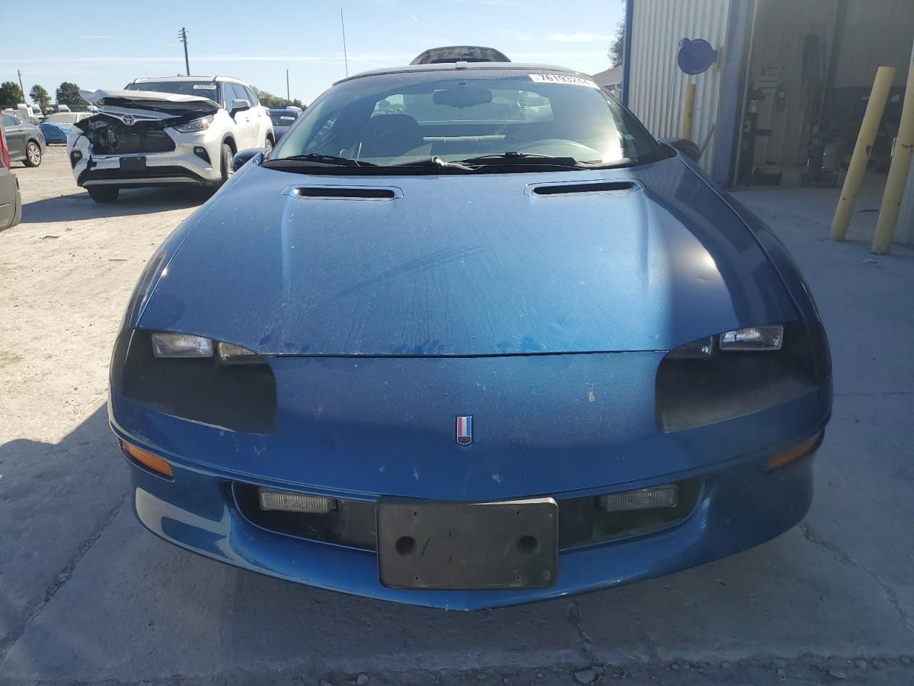 1997 Chevrolet Camaro Base VIN: 2G1FP22K3V2110152 Lot: 76193244