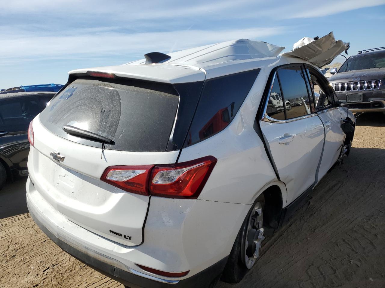 2020 Chevrolet Equinox - Image 3