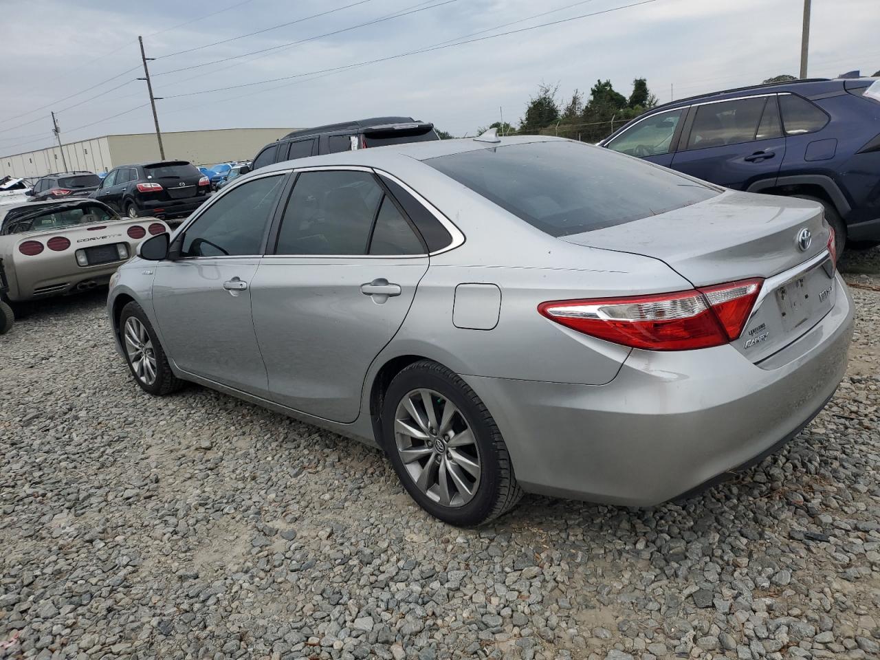 4T1BD1FK9GU200448 2016 TOYOTA CAMRY - Image 2