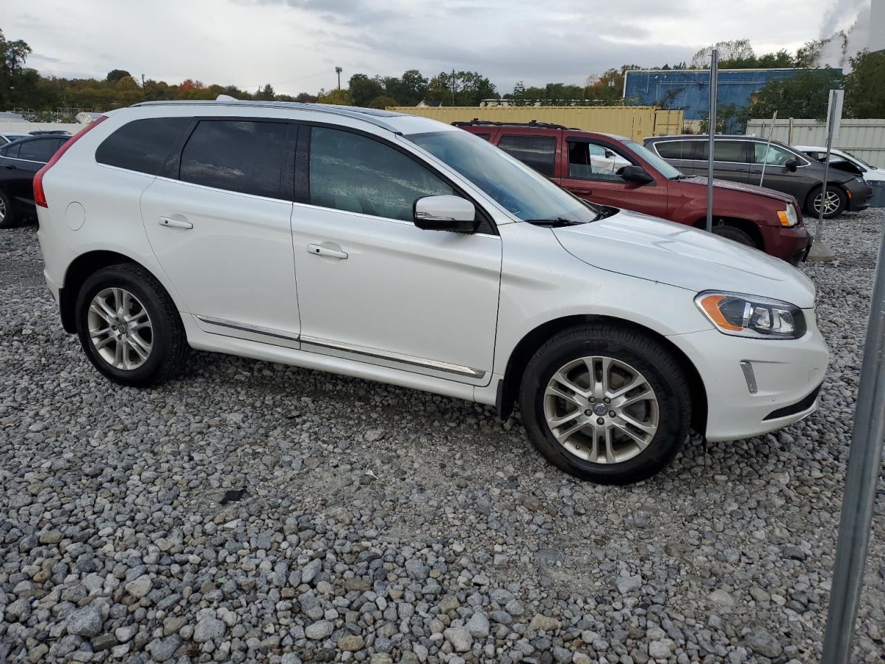 2015 Volvo Xc60 T5 Premier VIN: YV440MDK3F2667644 Lot: 75736364