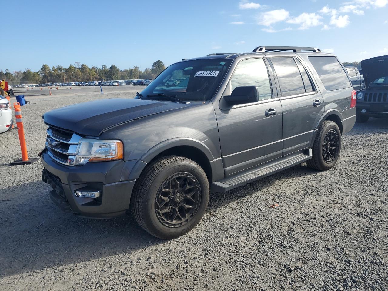 2017 Ford Expedition - Image 1