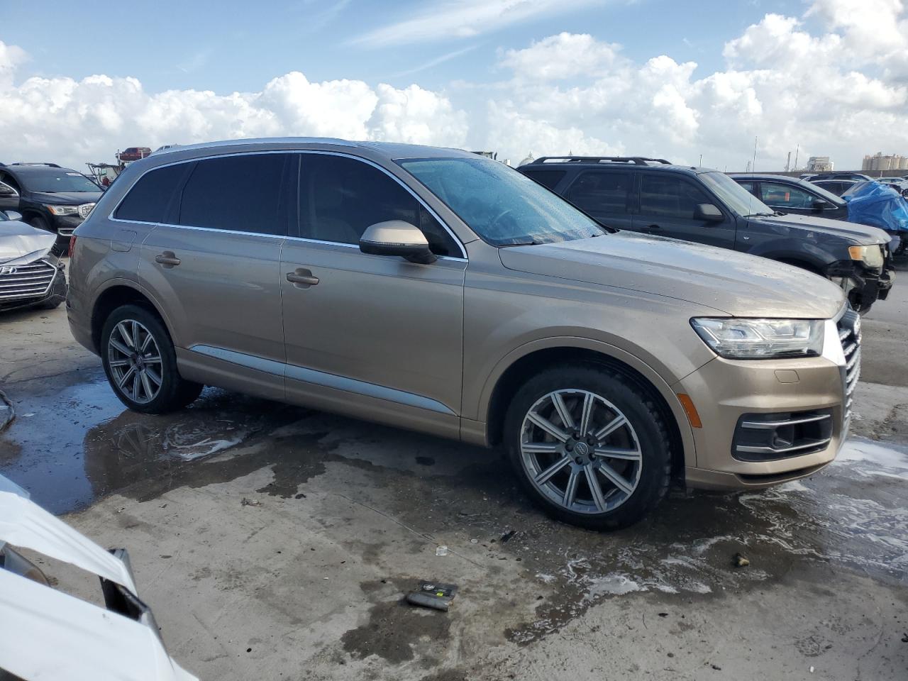 VIN WA1VAAF78JD010065 2018 AUDI Q7 no.4