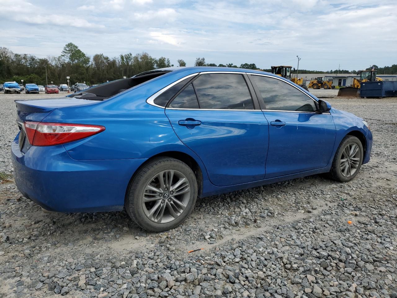 2017 Toyota Camry - Image 3