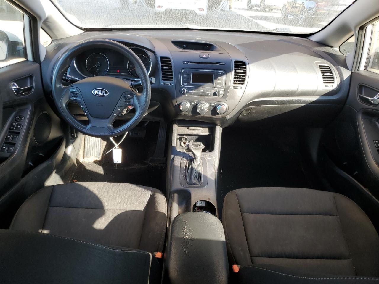 2016 Kia Forte - Image 8