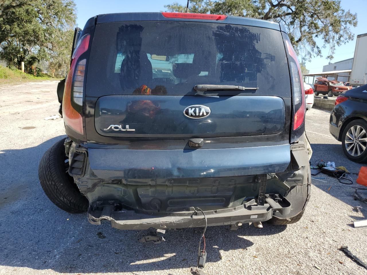 2018 Kia Soul + VIN: KNDJP3A51J7583490 Lot: 76477314