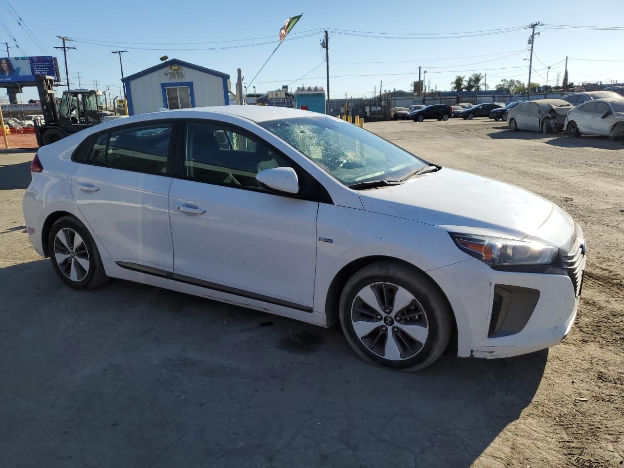 VIN KMHC65LD9KU126081 2019 HYUNDAI IONIQ no.4