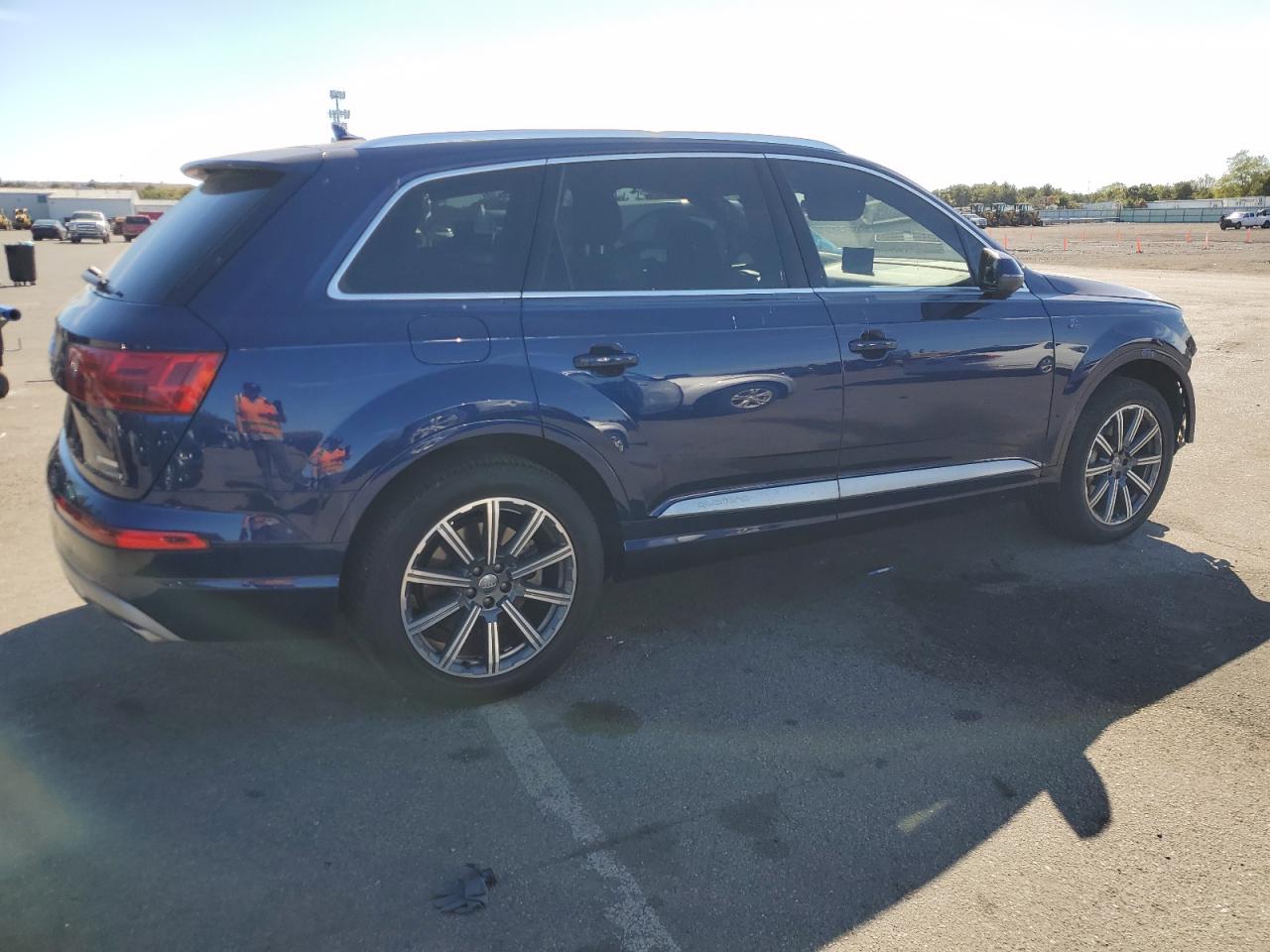 2019 Audi Q7 - Image 3