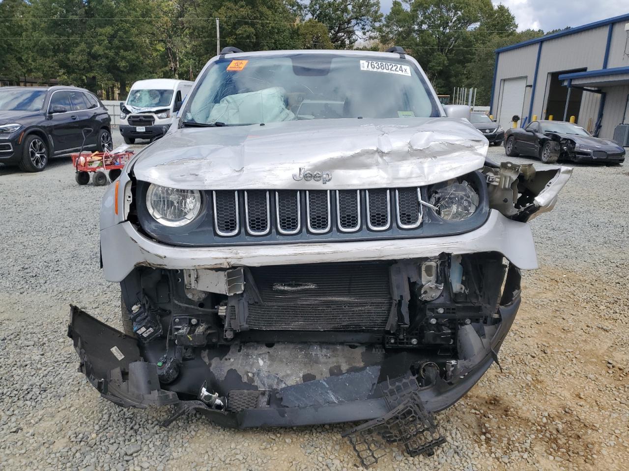 2017 Jeep Renegade - Image 5