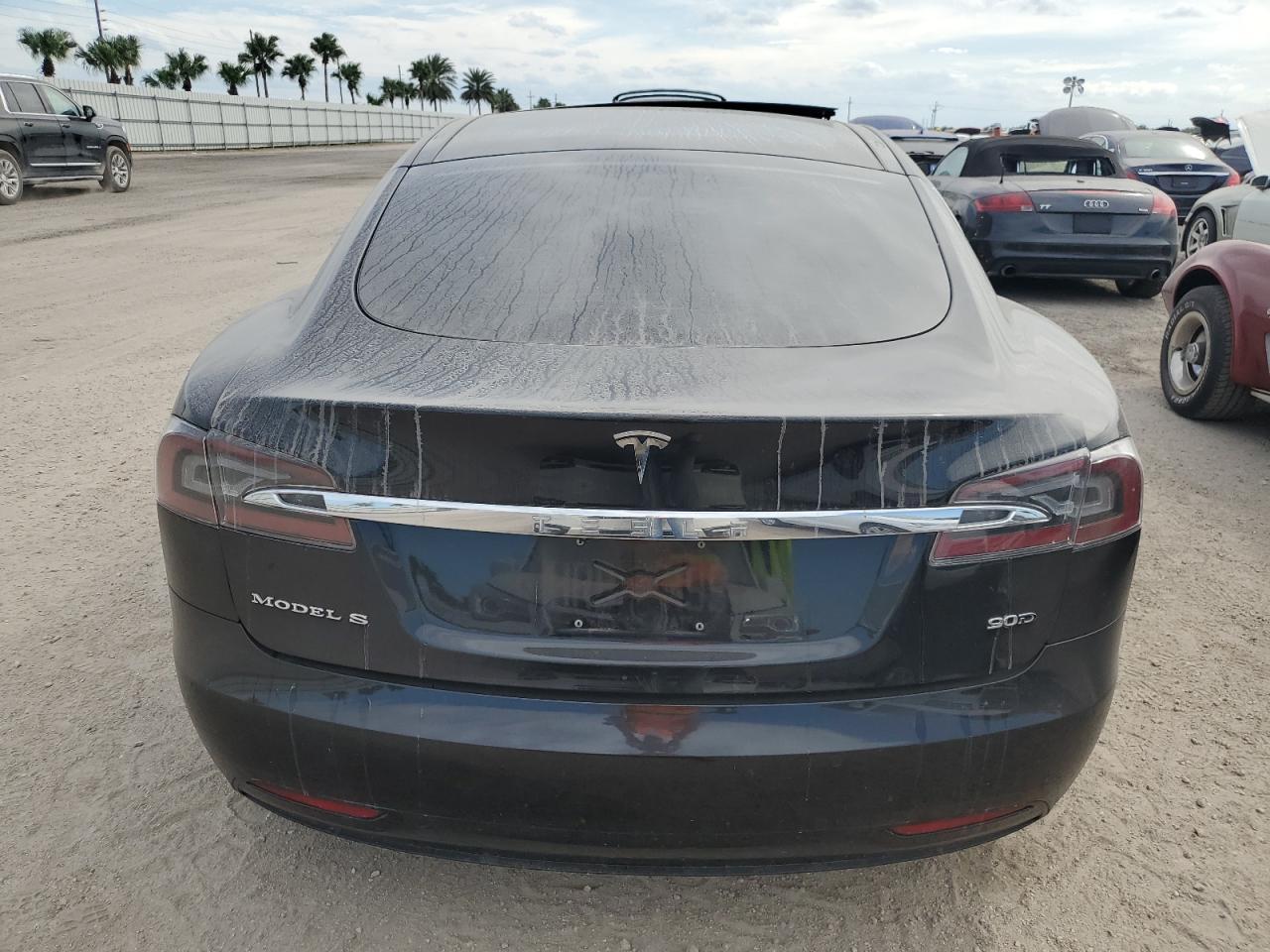 2017 Tesla Model S VIN: 5YJSA1E27HF181570 Lot: 76202434