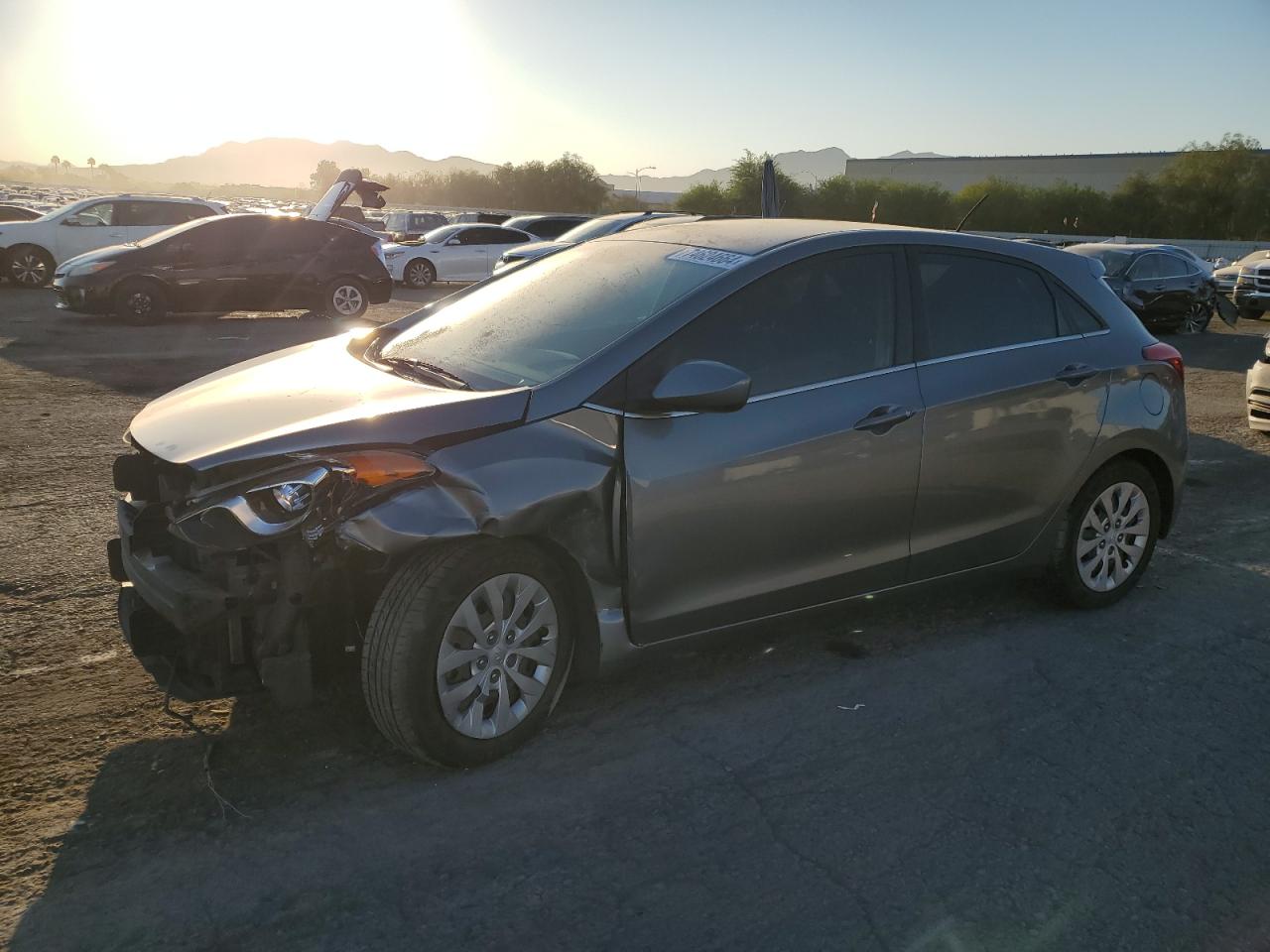 KMHD35LH9HU381399 2017 HYUNDAI ELANTRA - Image 1