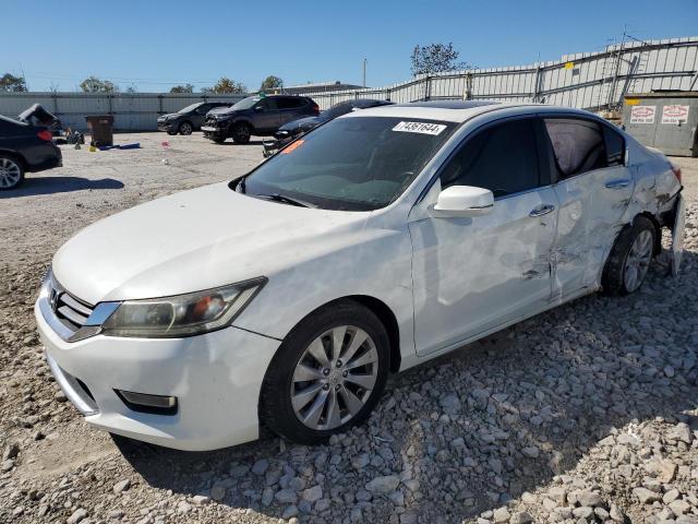 Sedans HONDA ACCORD 2013 White