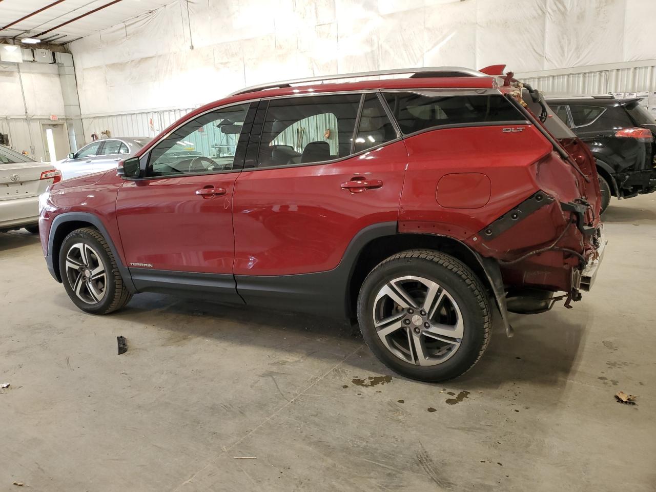 2019 GMC Terrain - Image 2