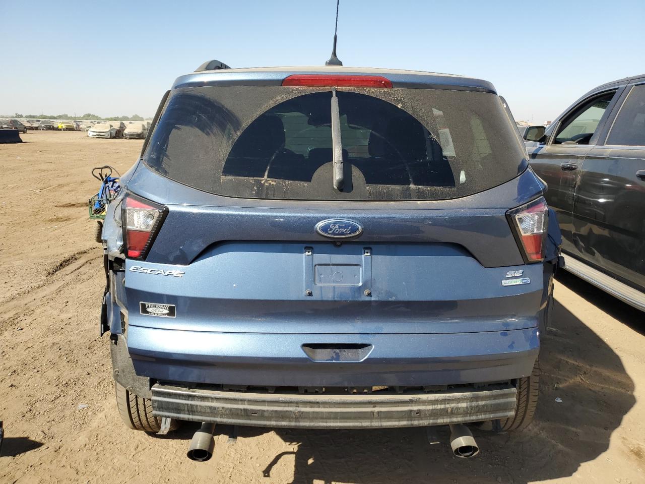 1FMCU9GD8JUB60745 2018 Ford Escape Se