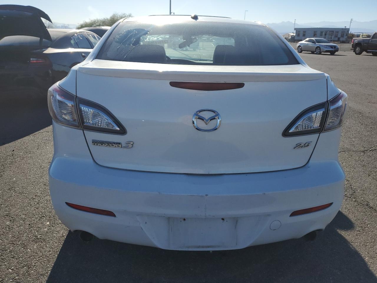 2011 Mazda 3 S VIN: JM1BL1W65B1363456 Lot: 77378364