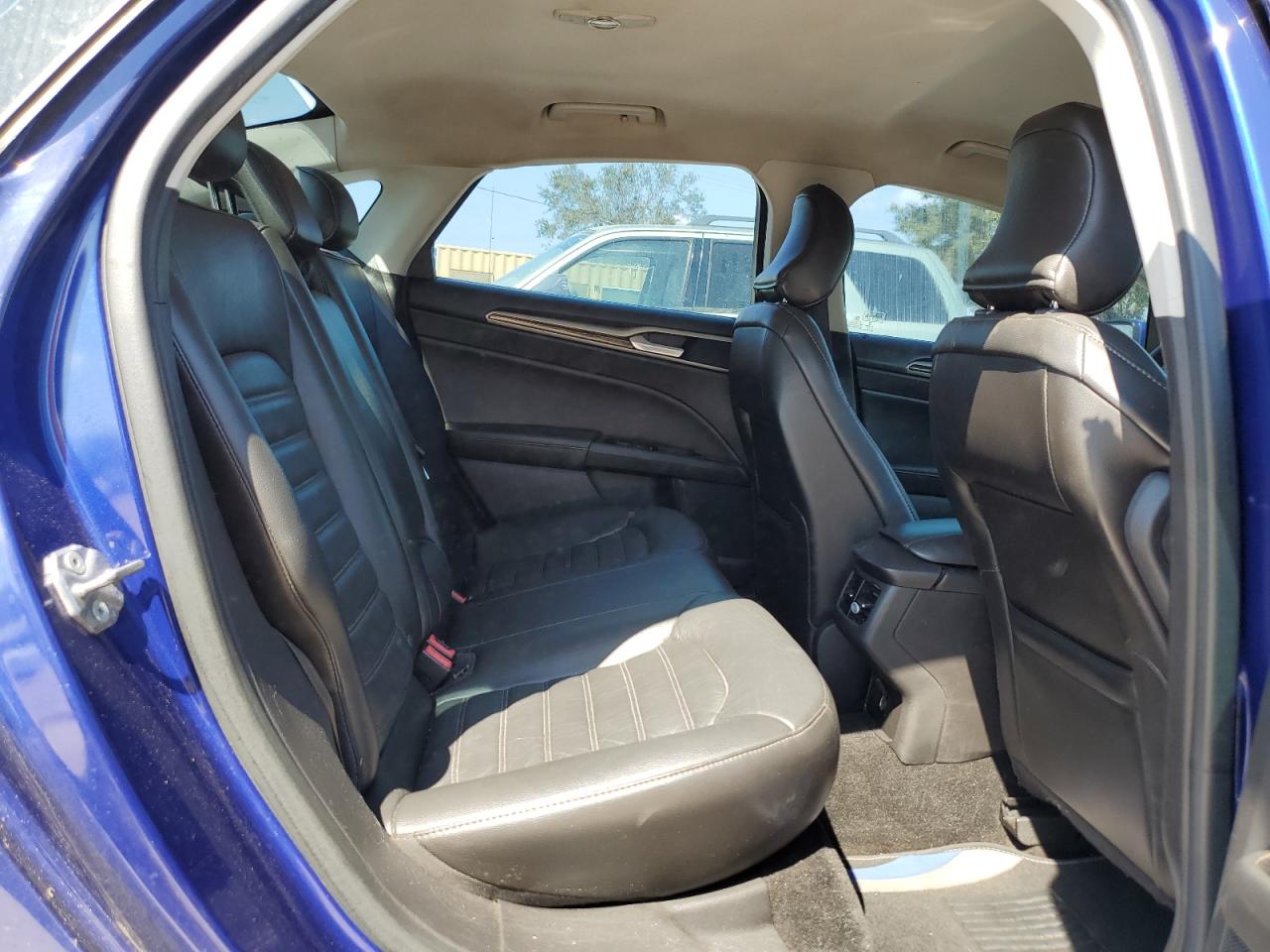 2015 Ford Fusion - Image 10